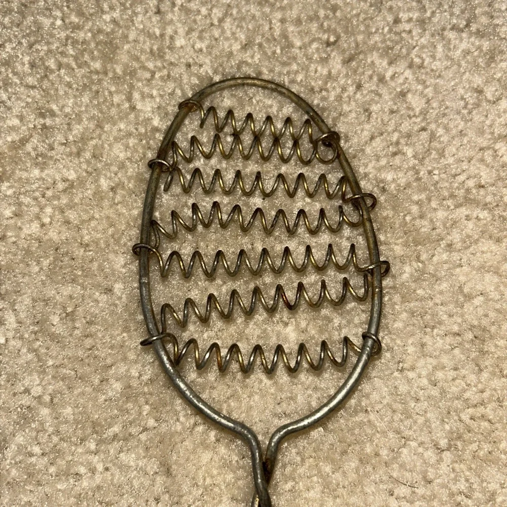 Vintage Kitchen Twisted Metal Wire Whip Whisk /Strainer With Wooden Handle